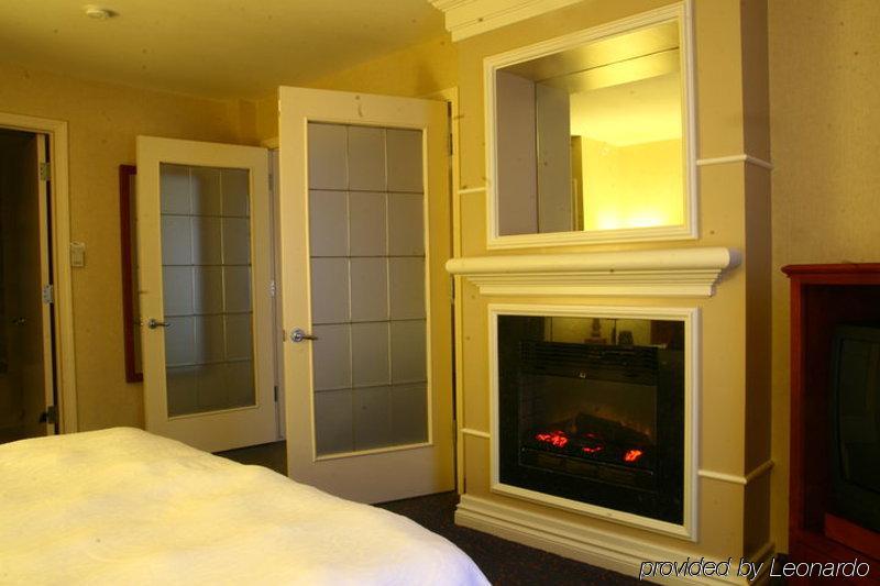 Hilton Garden Inn West Эдмонтон Номер фото