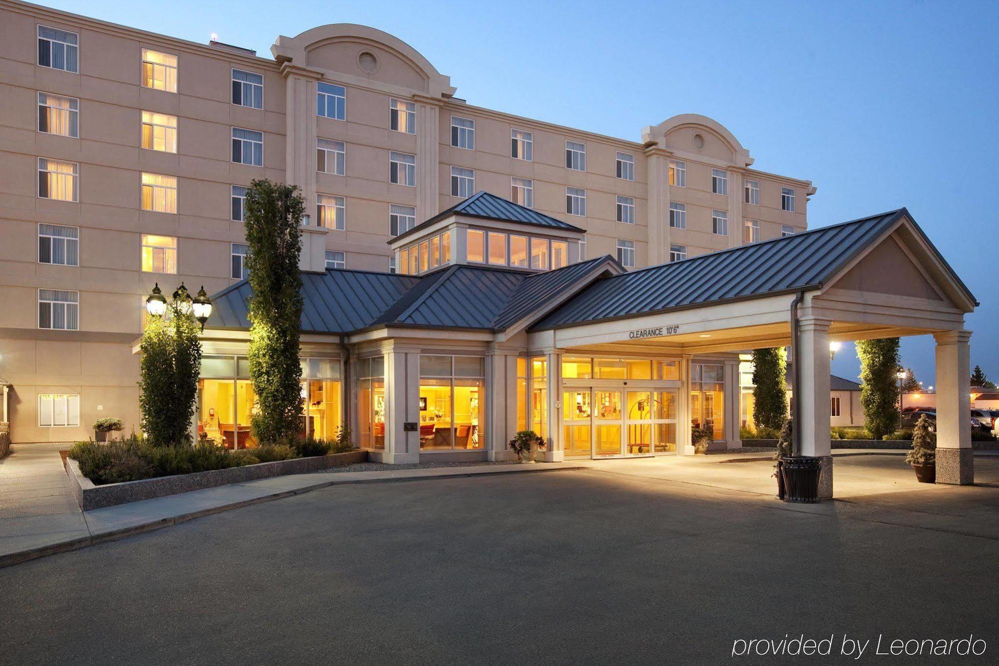 Hilton Garden Inn West Эдмонтон Экстерьер фото